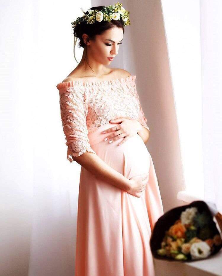Rosa Maternity Dress (Vintage Blush) - Maternity Wedding Dresses, Evening  Wear and Party Clothes by Tiffany Rose | Maternity bridesmaid dresses, Lace maternity  dress, Maternity dresses